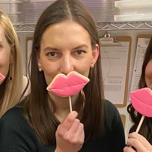 Meet your Posher, Laurie